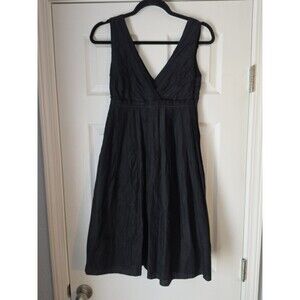 GAP Size 0 Black Pleated V-Neck Little Black Dress Silk Babydoll Empire Waist